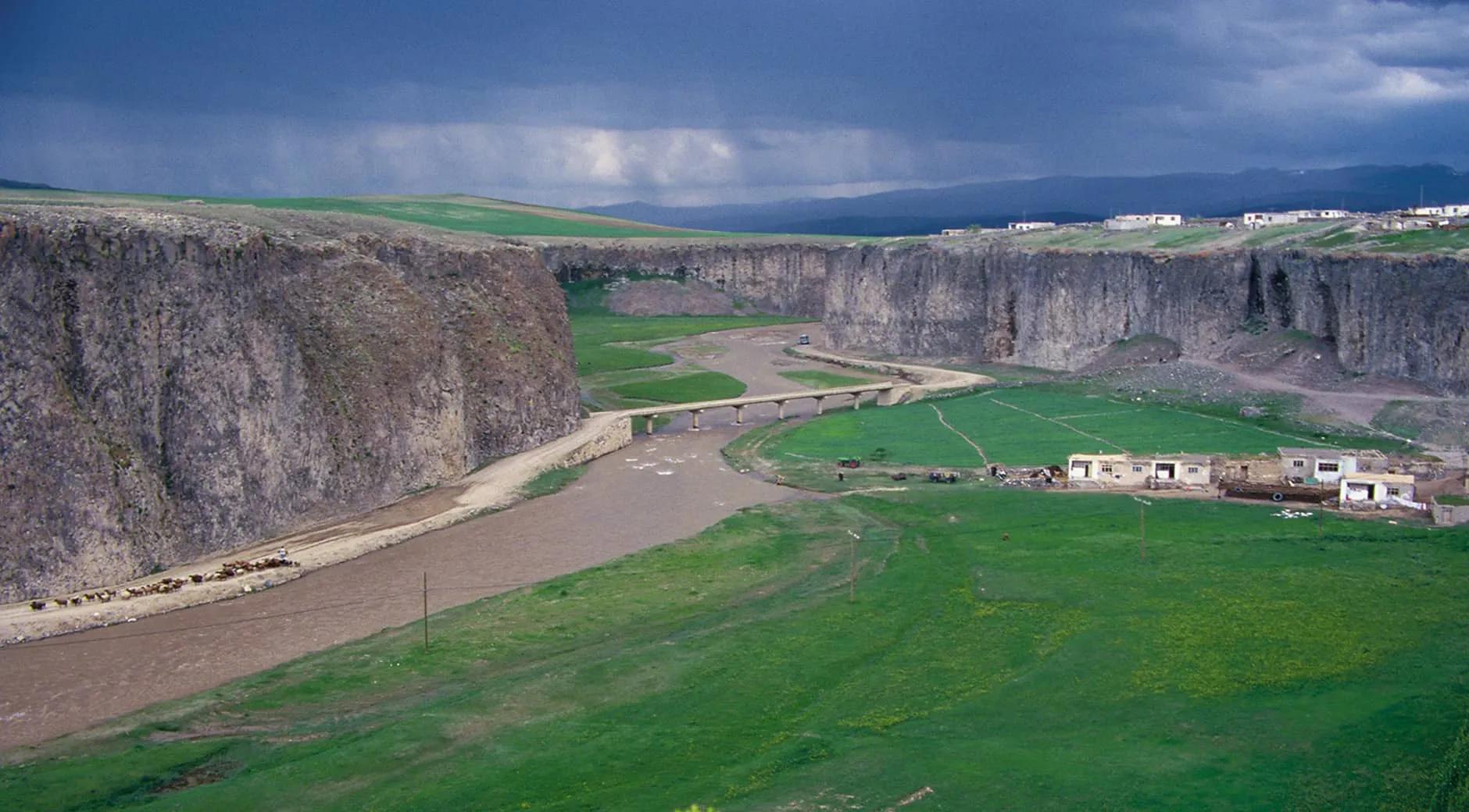 Diyadin Canyon's image