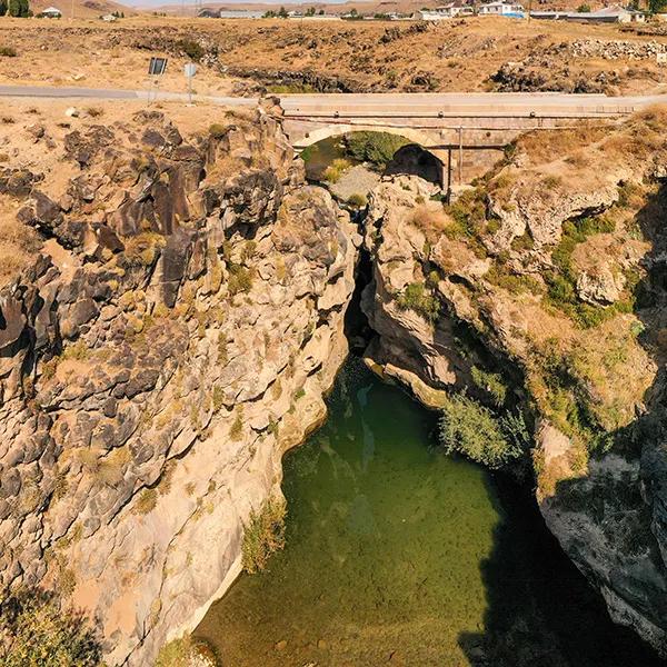 Şeytan Bridge