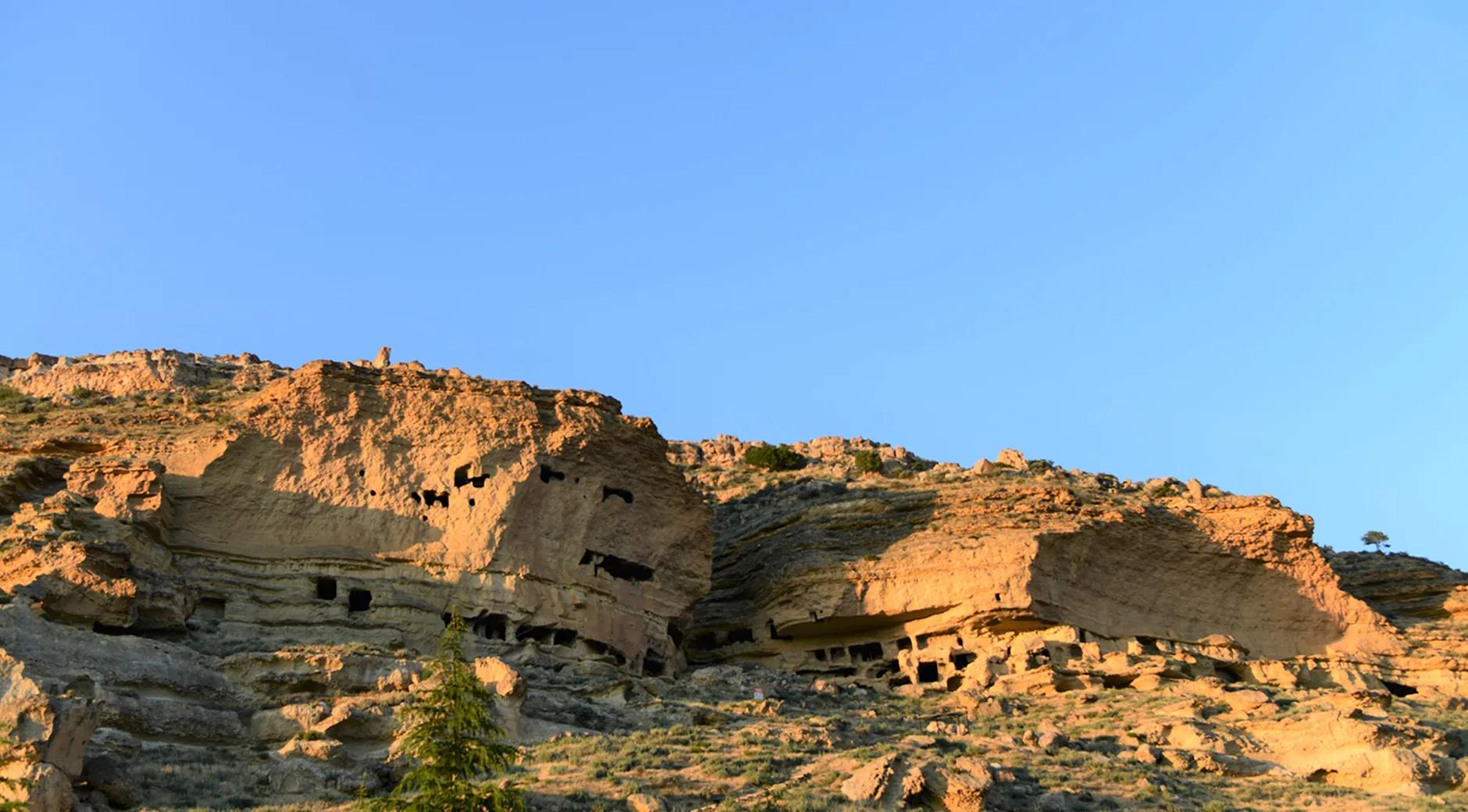 Taşkale Caves and Nature Route