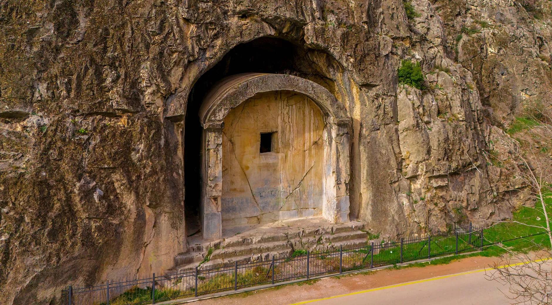 Aynalı Cave's image