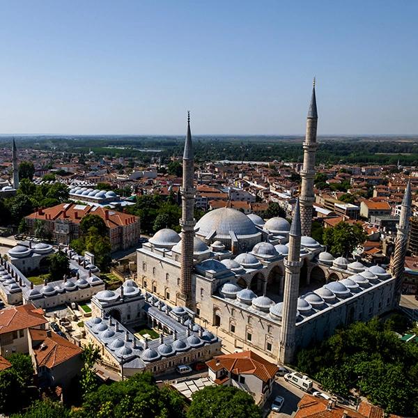 Üç Şerefeli Mosque