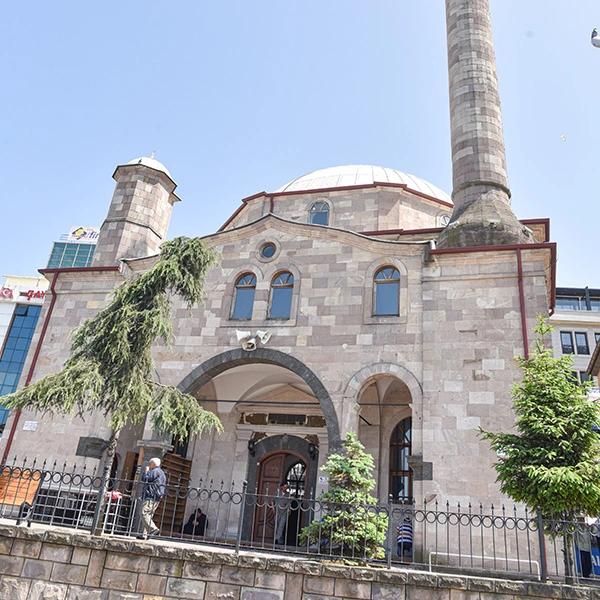 Hacı Miktad Mosque