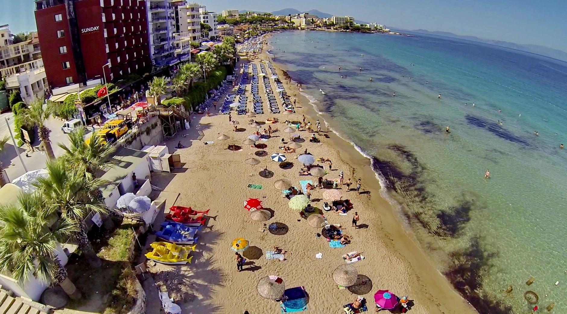 Kadınlar Beach's image