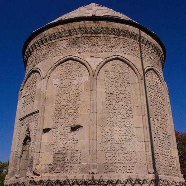 Döner Tomb