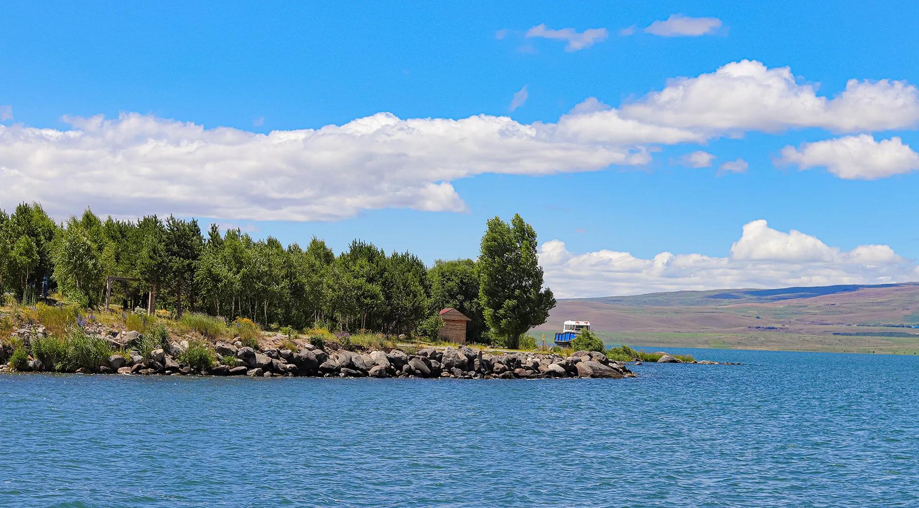 Ancient Lakes and Ruins: Lake Çıldır & Aktaş