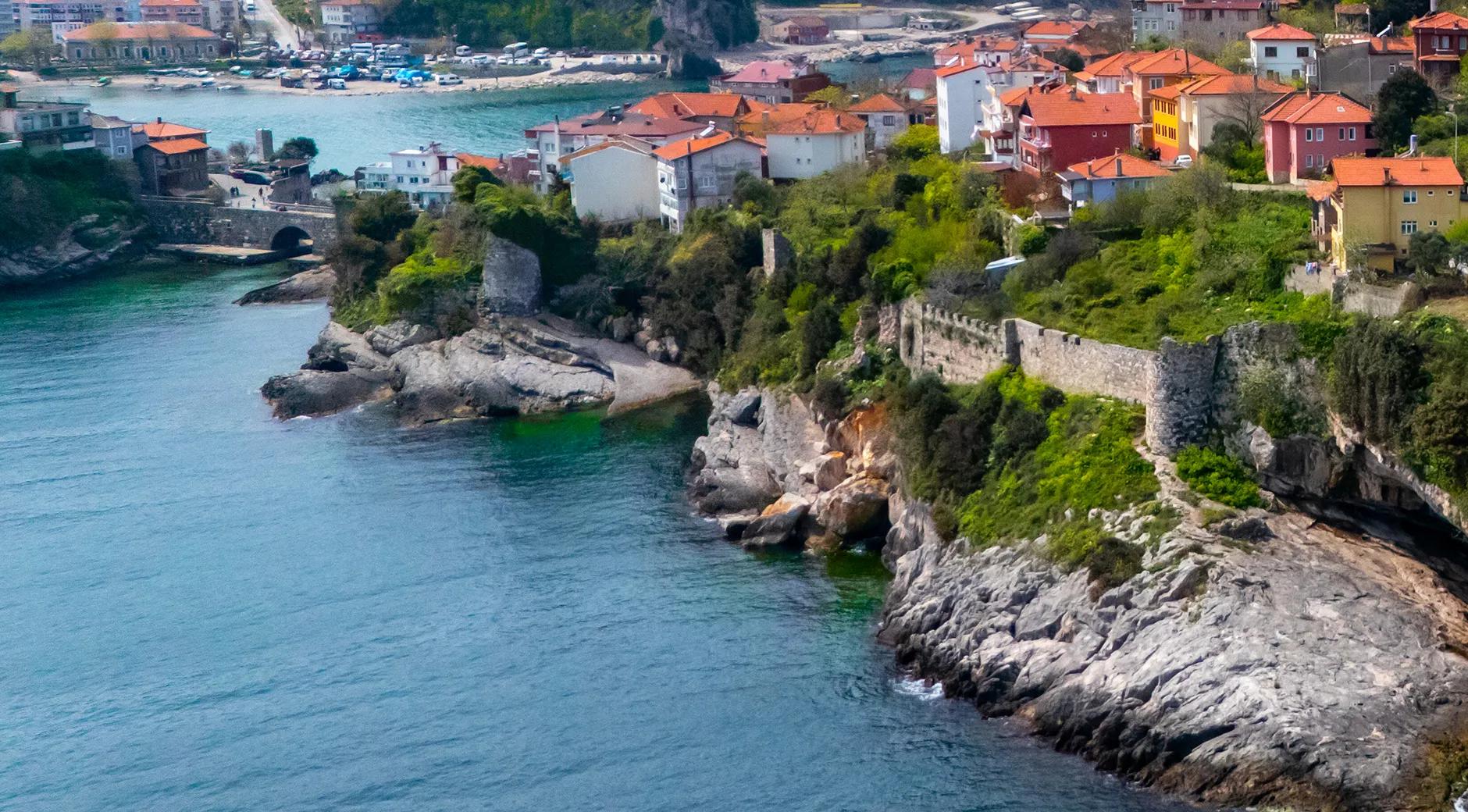 Amasra Castle's image