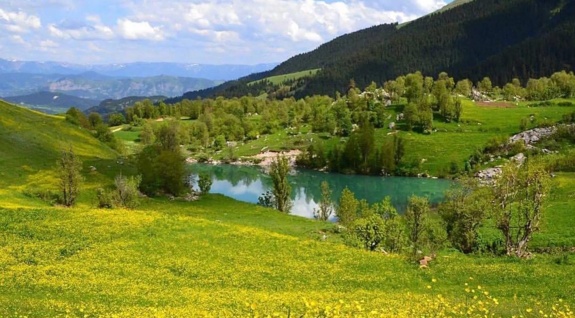 Bazgiret Village and Waterfall's image