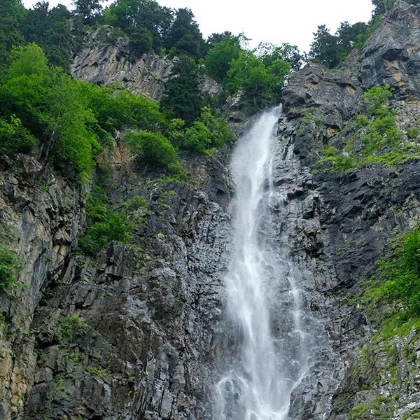 Asmasu Waterfall