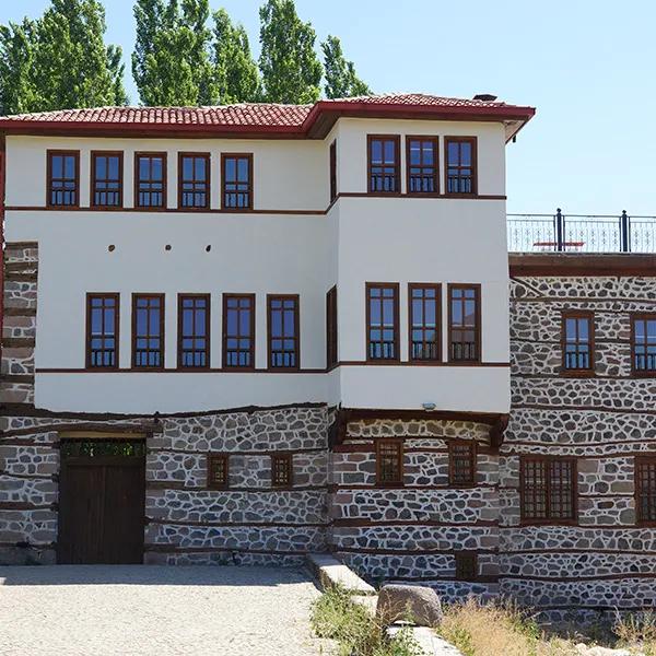 Çobanlı Mansion