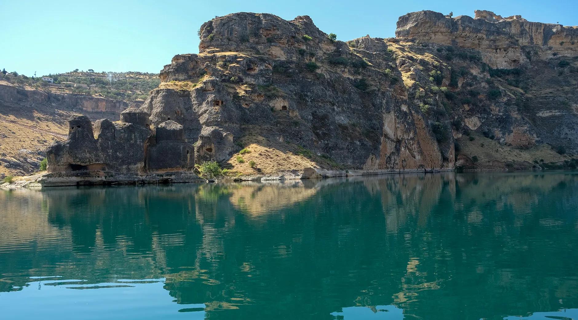 Eğil and Zerzevan Castle Route