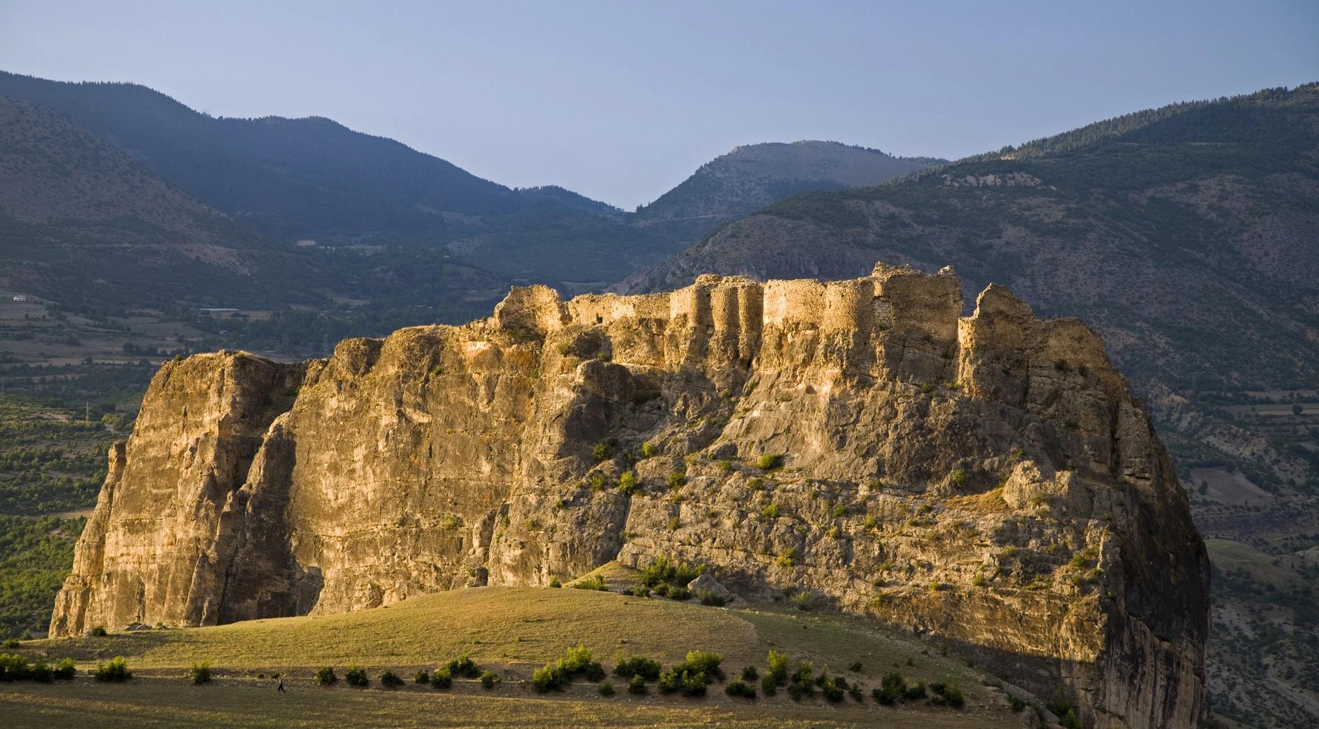 Gevhernik Castle's image