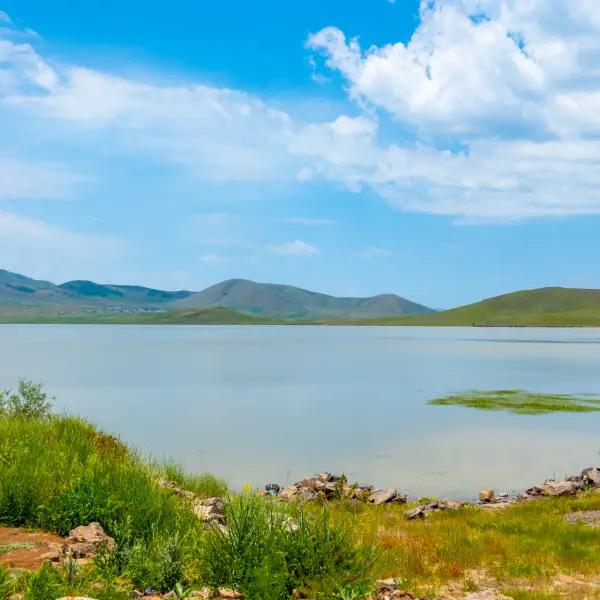 Haçlı Lake