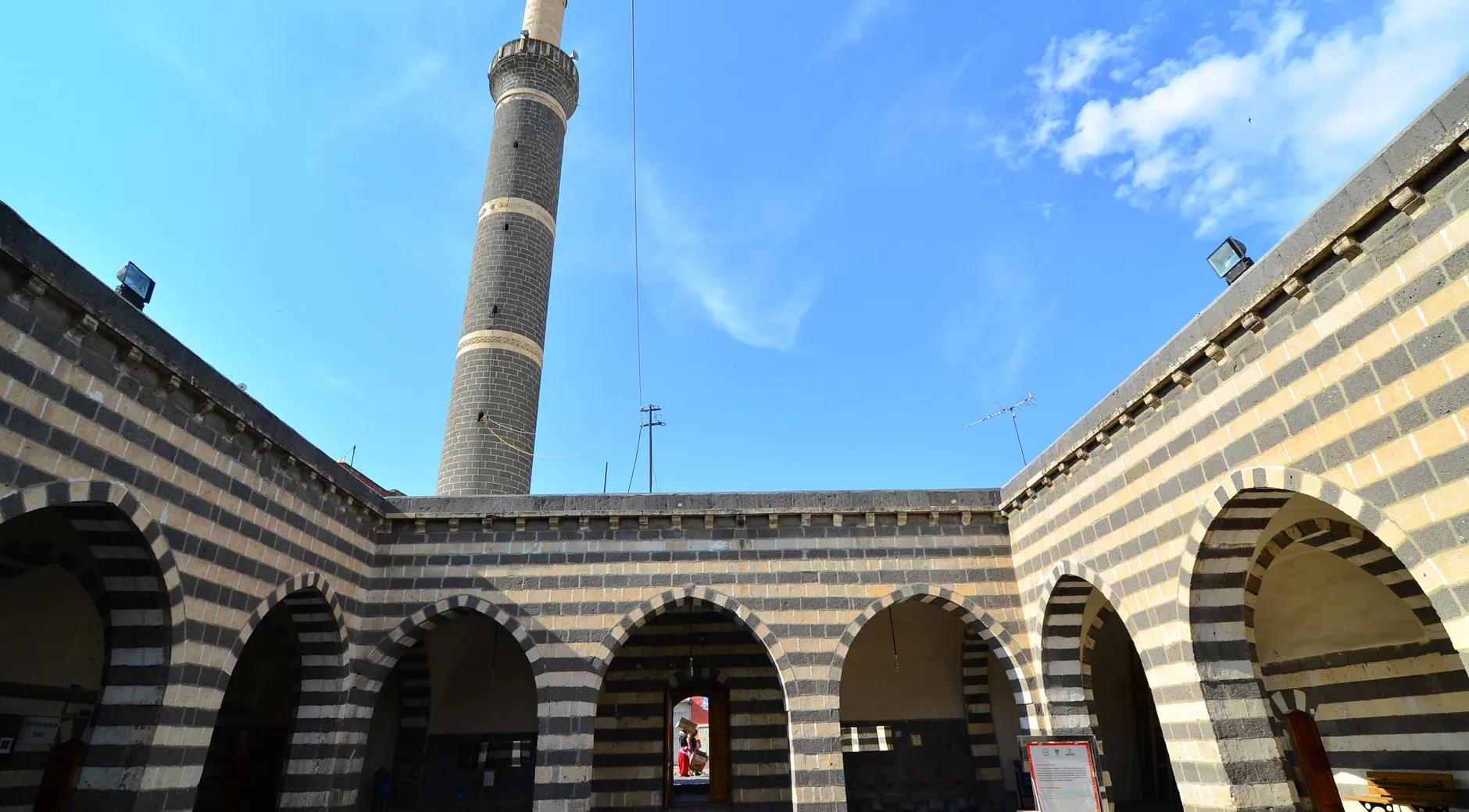 Hüsrev Pasha Mosque's image