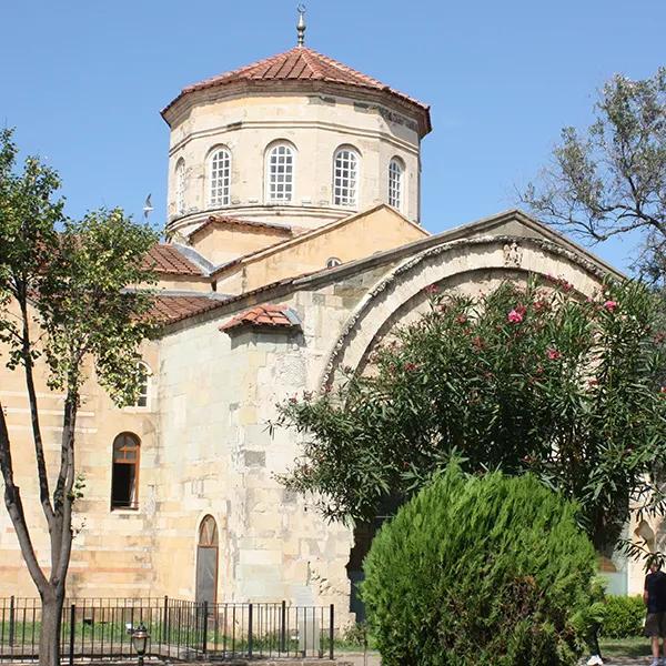 Yeni Cuma Mosque