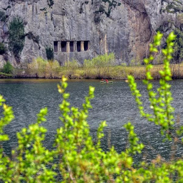 Asarkale Rock Tombs