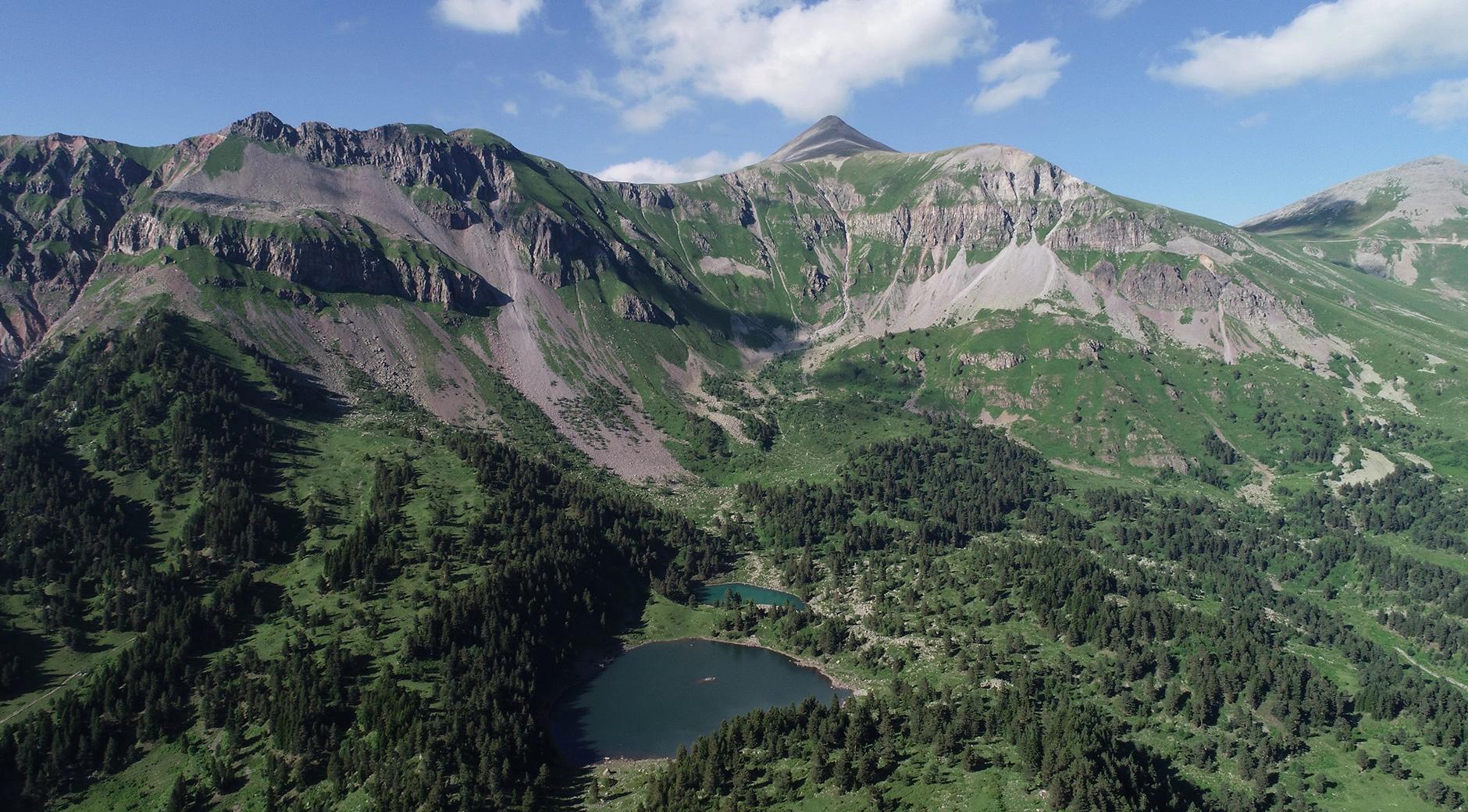 Şırata Lakes's image