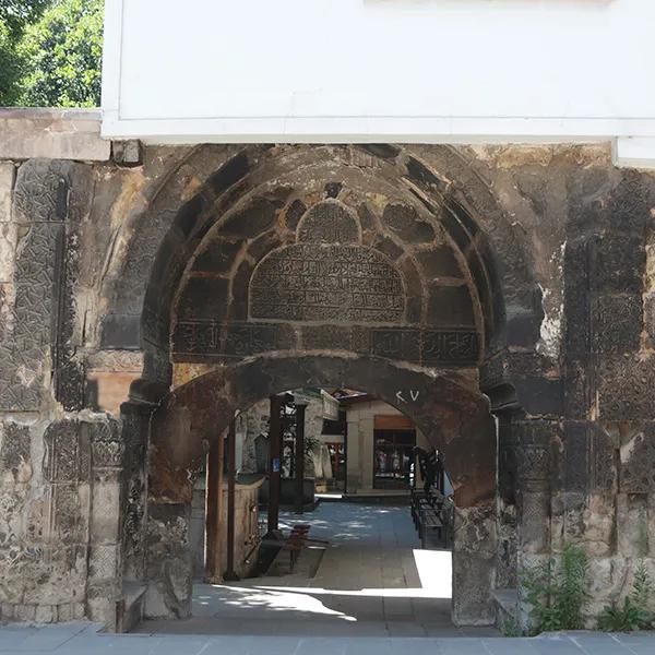 Yılanlı Mosque and Complex